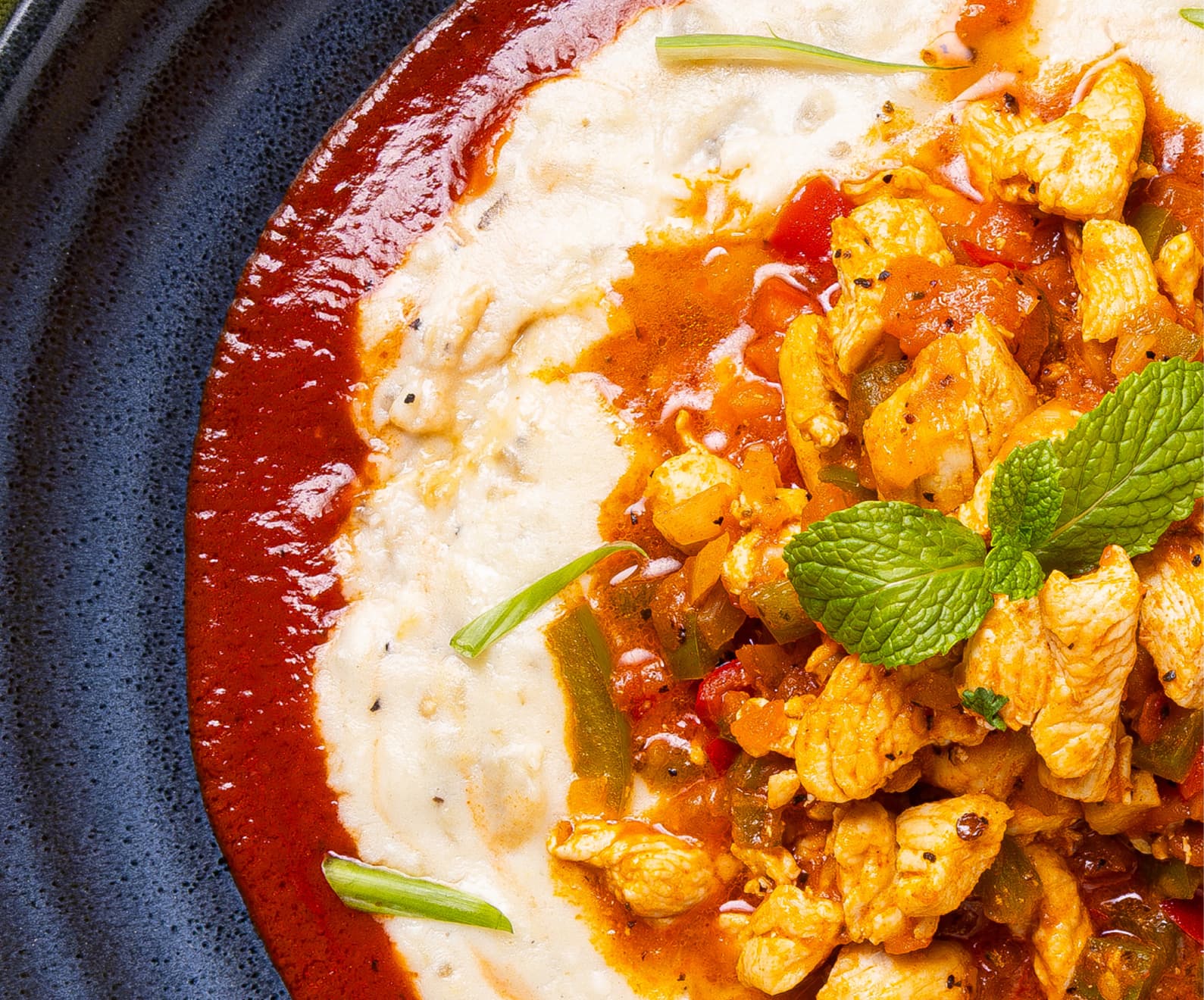 Red sauce chicken with mint